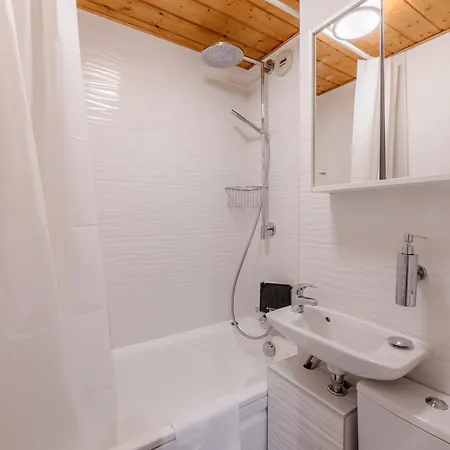 T4 A Morzine, Au Pied Du Telepherique De Nyon, 6 Pers, Balcon, Parking, Animaux Admis - Fr-1-754-73 Apartment
